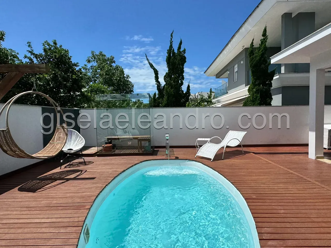 Casa amueblada con 4 dormitorios y cocina abierta — photo 8
