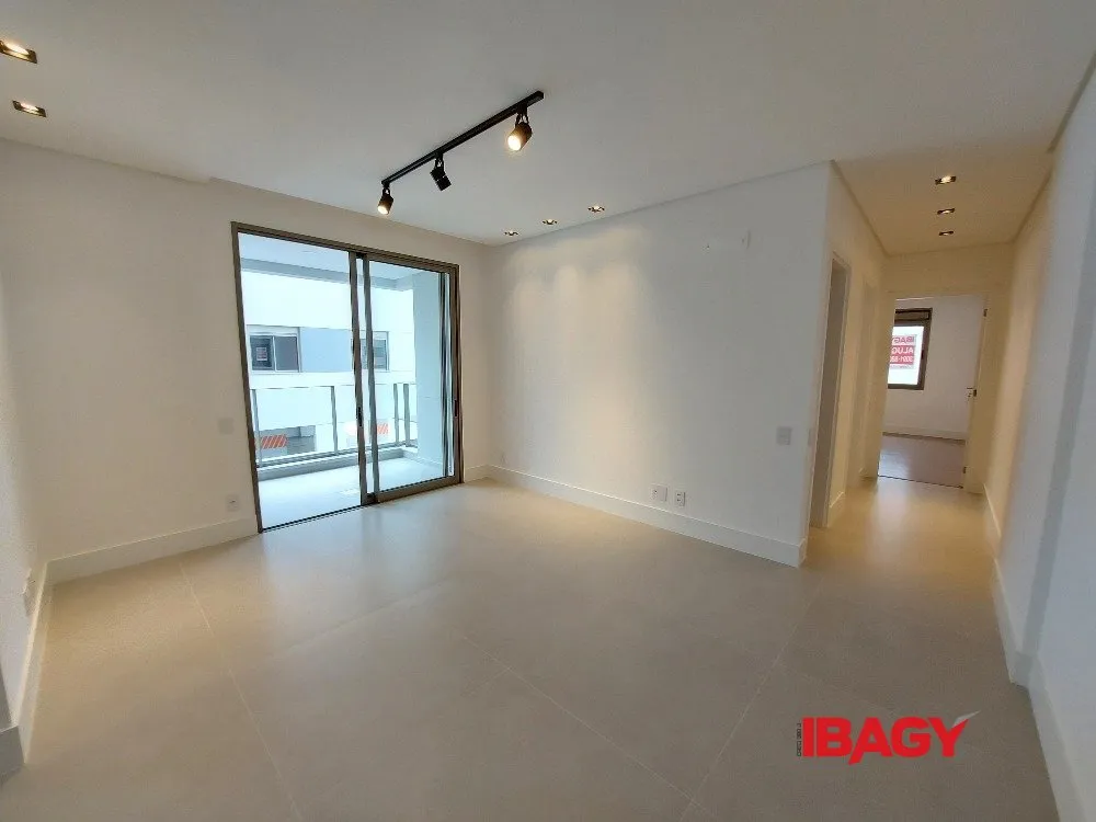 Apartamento de 2 dormitorios con balcón y parrilla — photo 7