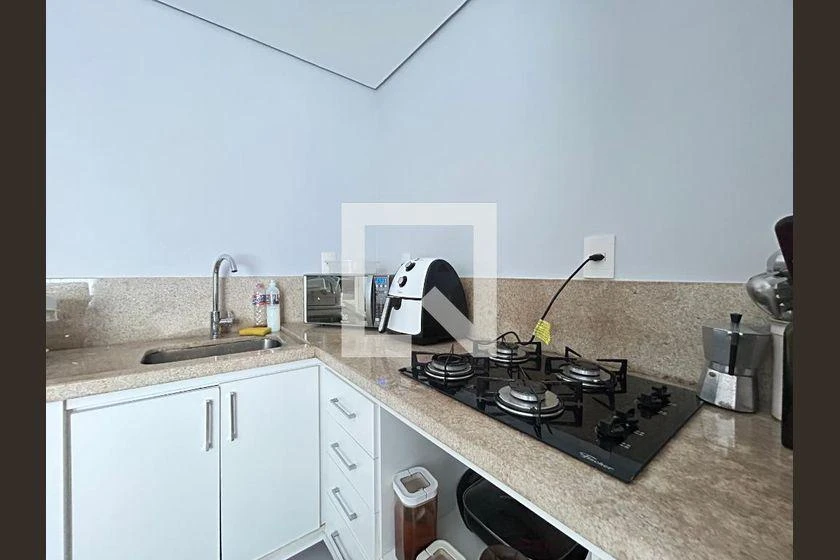 Apartamento de 2 dormitorios con balcón y 3 baños — photo 25