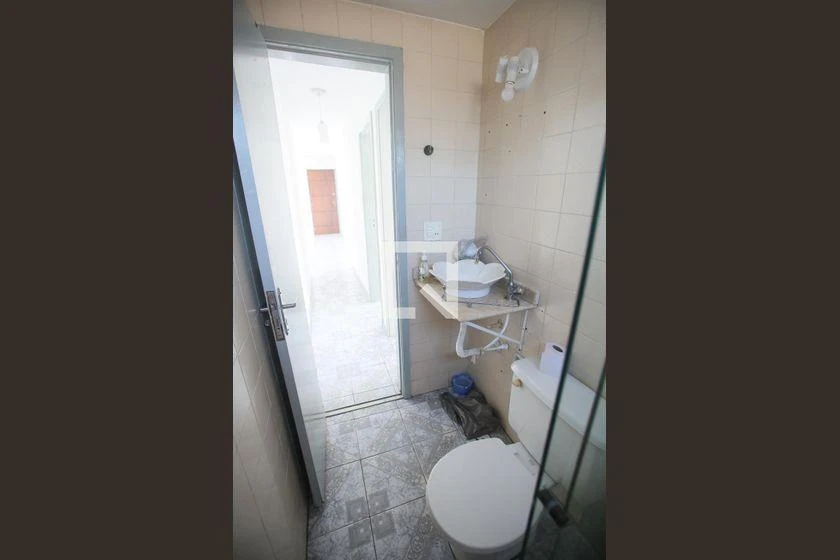 Rental apartment with 2 bedrooms and 1 bathroom — photo 35