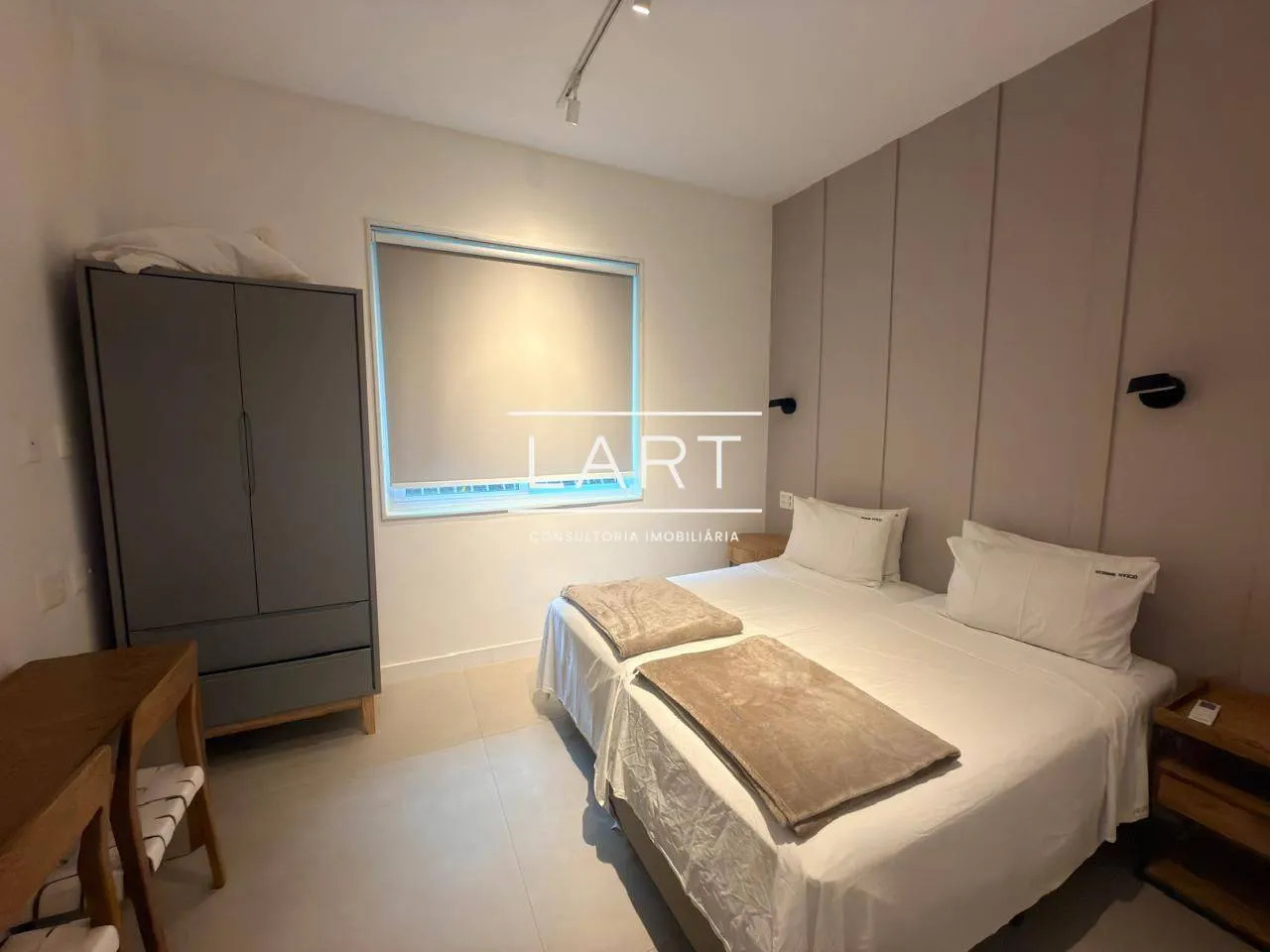 80 m² apartment with a washing machine and a home office — photo 3