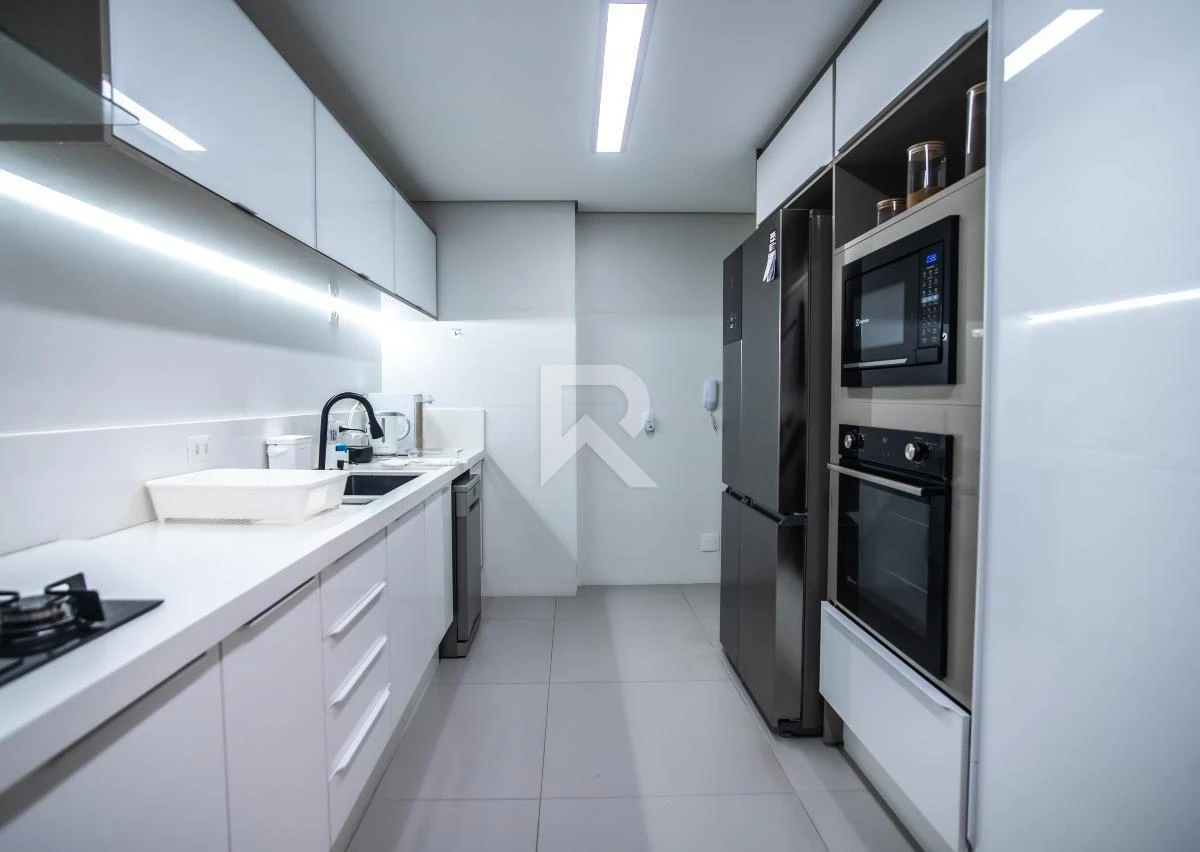 Apartment with 4 bedrooms, 255 m² and 4 parking spots — photo 14