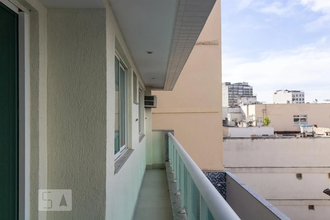 Apartment with 2 bedrooms and a balcony, 1 en-suite — photo 10