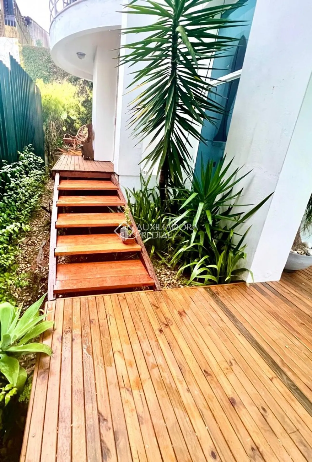 Estúdio mobiliado de 30 m² com churrasqueira na varanda — photo 27