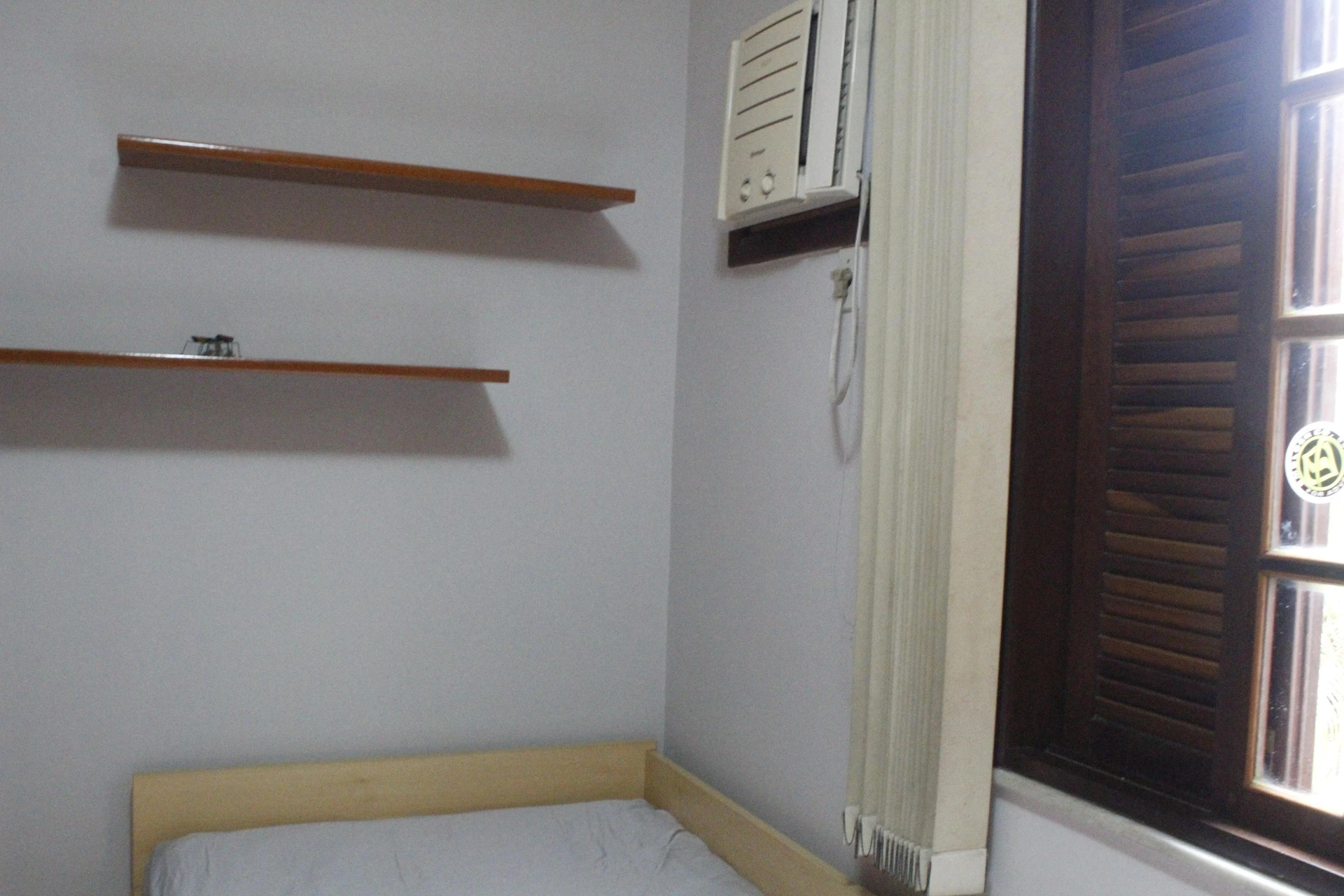 House with 5 bedrooms and 5 parking spaces — photo 4