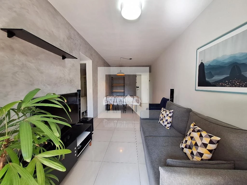 Furnished 3-bedroom apartment with 3 bathrooms — photo 18