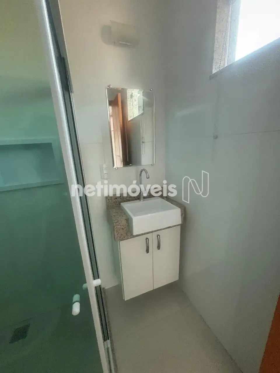 1-bedroom apartment with open-plan kitchen — photo 10