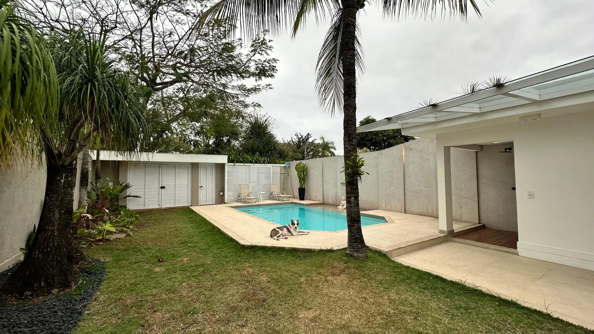 Furnished house, 360 m², with a walk-in closet — photo 17
