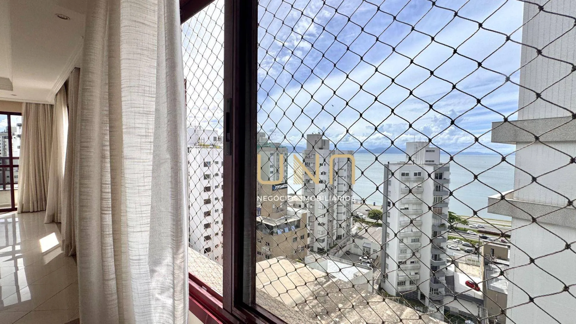 Cobertura mobiliada com 4 suítes e 5 banheiros, 415 m² — photo 53