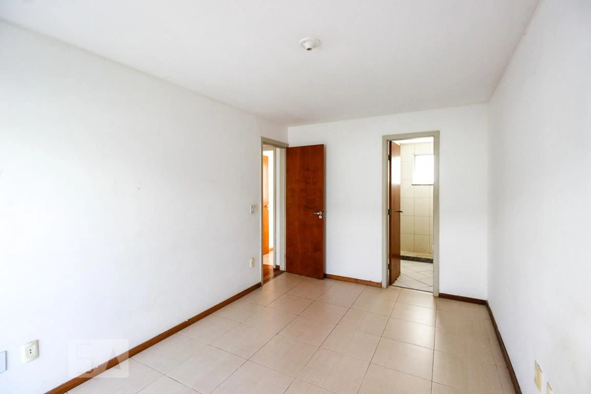Apartamento sem mobília com 3 quartos e 2 banheiros — photo 30
