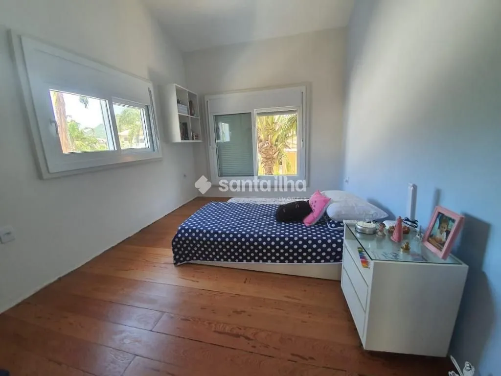 Casa com 7 quartos e 3 suítes, 450 m² e 2 vagas — photo 12