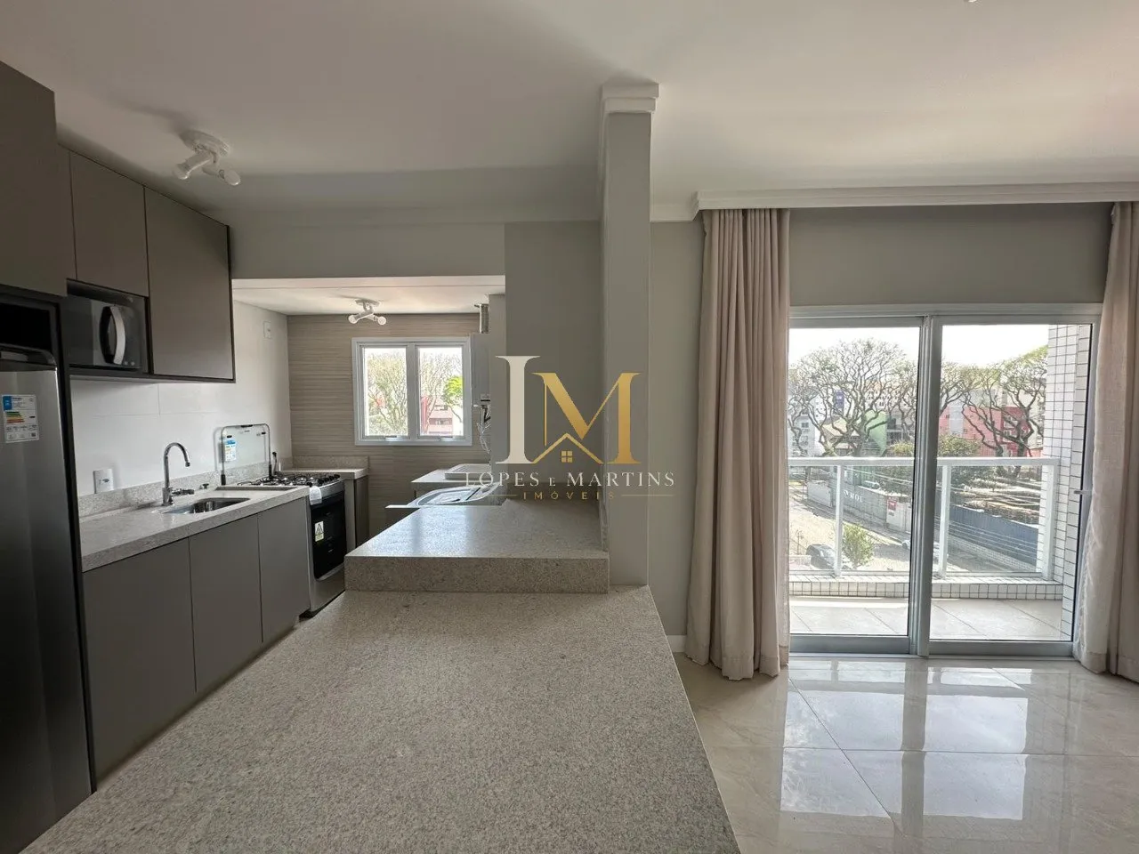 63 m² apartment with a washing machine and a home office