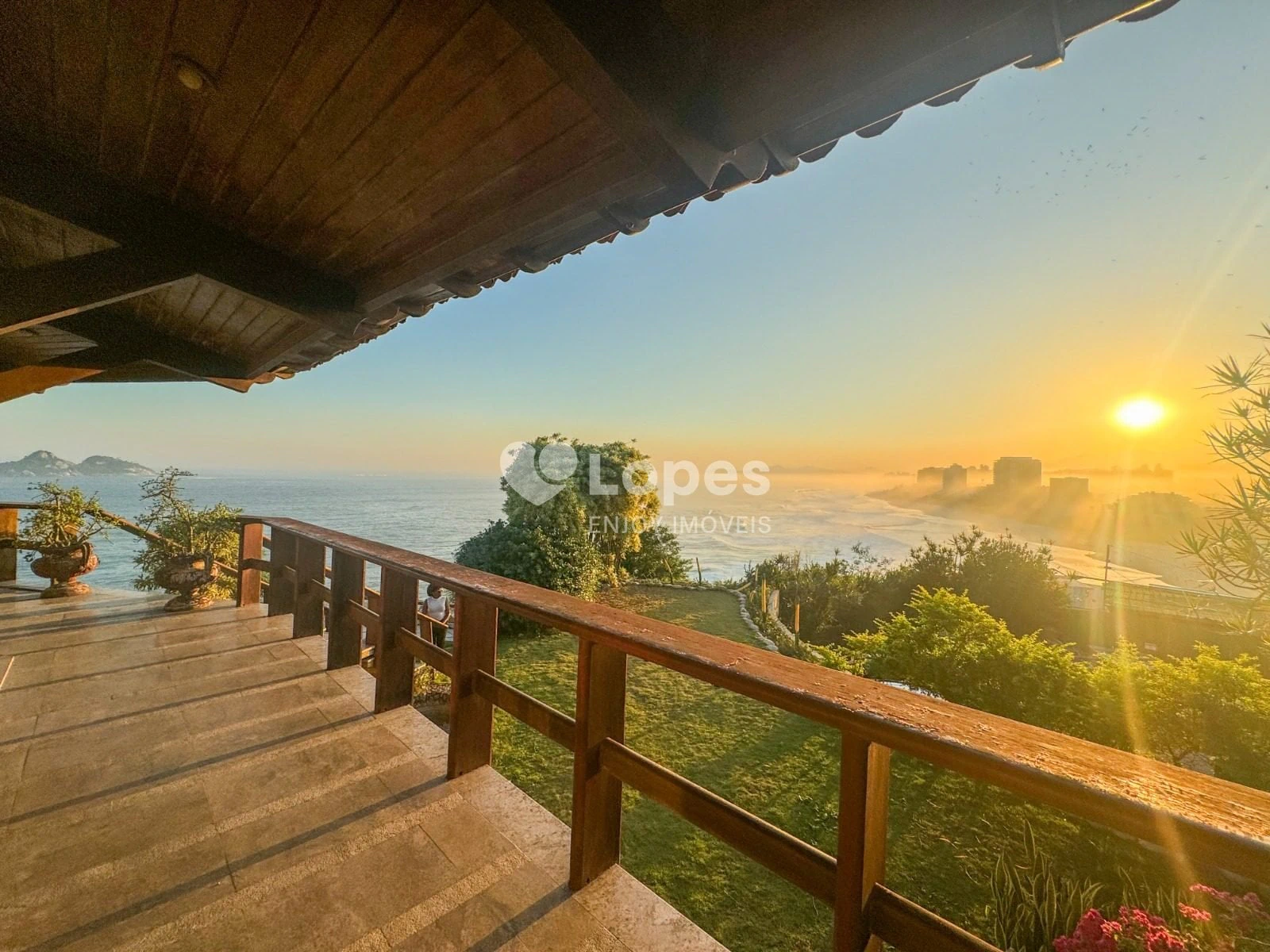 Casa de 5 quartos com vista para a água — photo 8