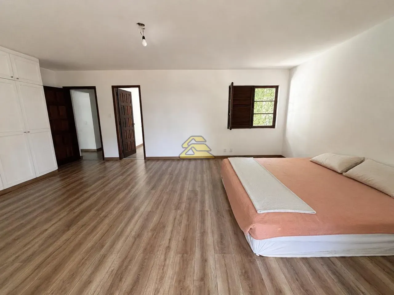 Furnished house with 4 bedrooms and 5 bathrooms — photo 10