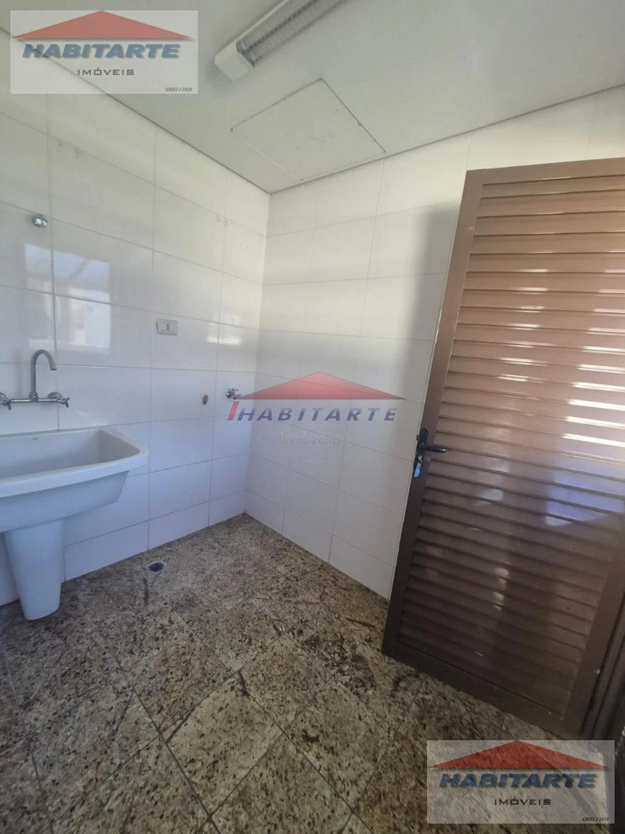 3-bedroom house, 444 m² — photo 14
