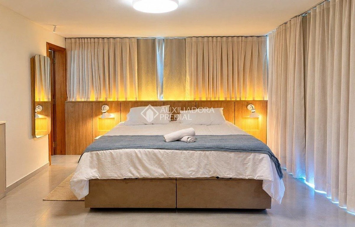 One-bedroom apartment with a home office in Florianópolis — photo 4