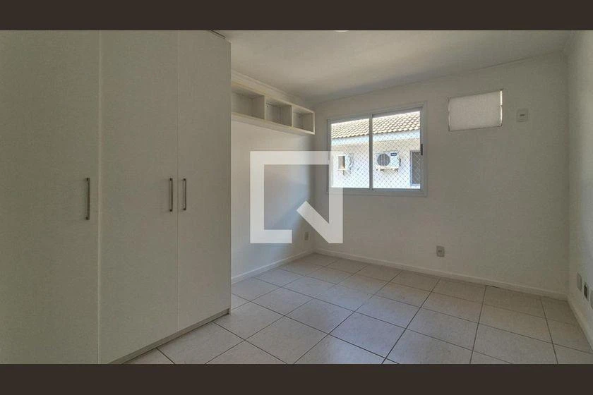 Casa en alquiler con 4 dormitorios y balcón — photo 9