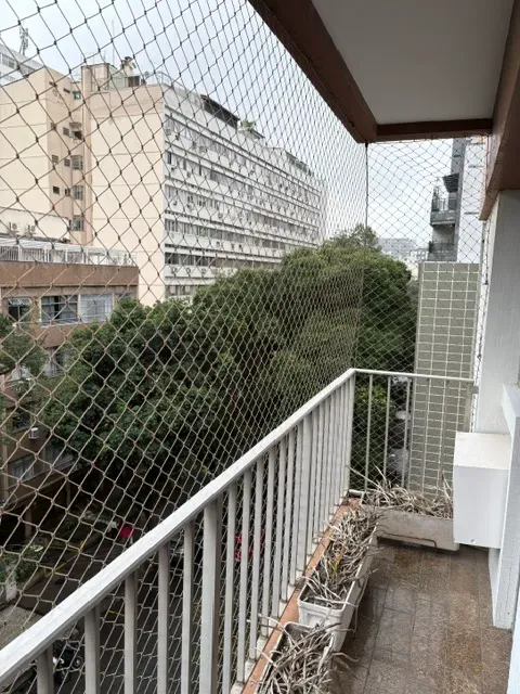 Unfurnished 3-bedroom apartment with 3 bathrooms — photo 31