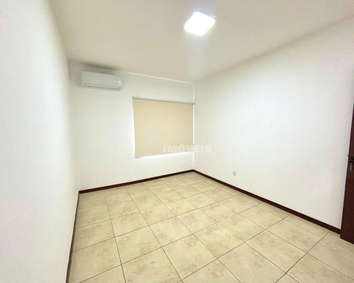 3-bedroom apartment with a washing machine in Florianópolis — photo 15