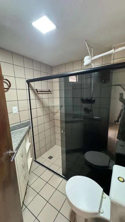 148 m² apartment with 4 bedrooms and 2 en-suite bathrooms — photo 4
