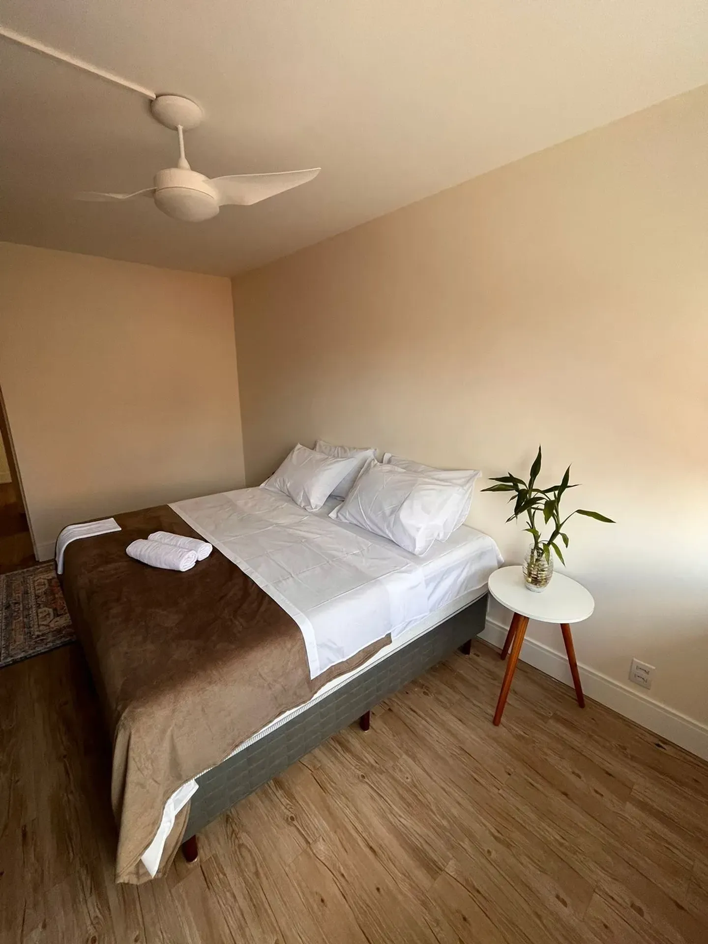 Furnished house with 5 en-suite bedrooms — photo 30