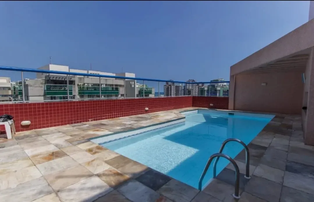 Apartment on the 10th floor with a grill on the balcony — photo 5