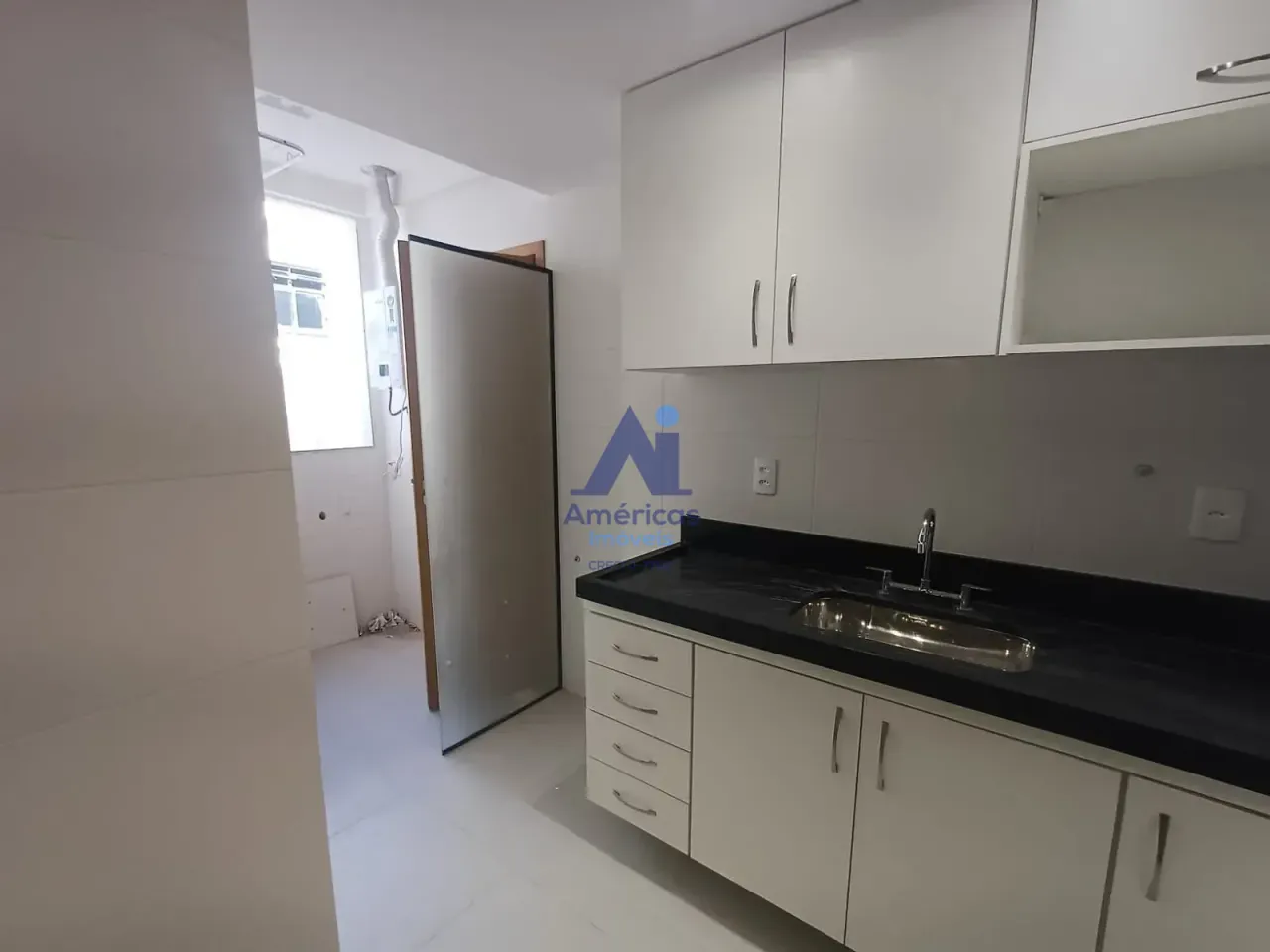 Rental apartment with 3 bedrooms and a balcony — photo 2