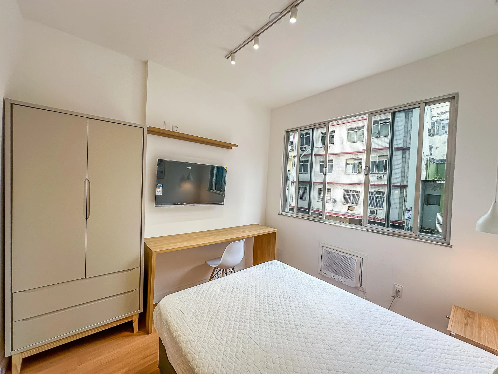 Furnished apartment, 35 m², with a home office — photo 7