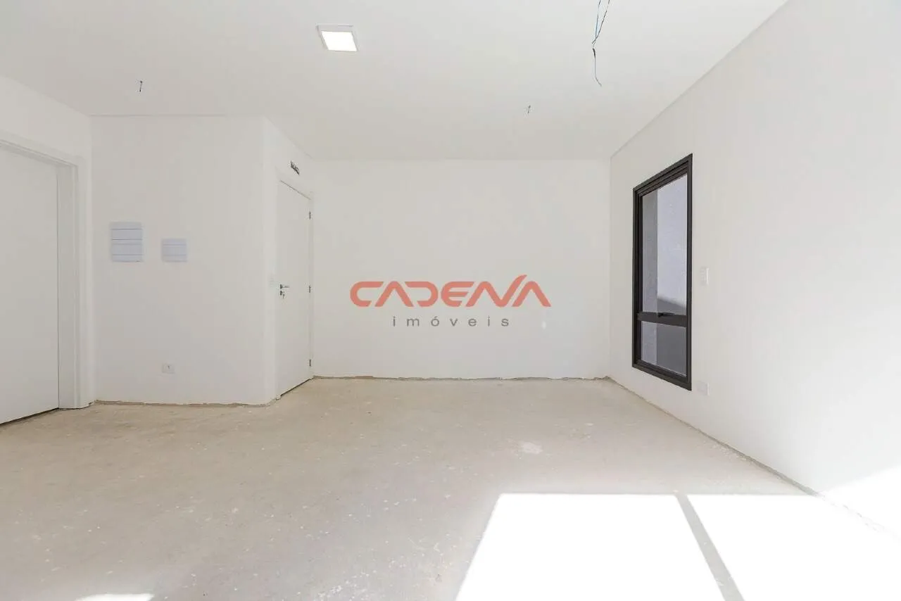 Balcony with a grill in a 3-bedroom house, 128 m² — photo 10