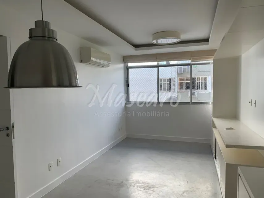 Apartment on the 15th floor with a home office — photo 3