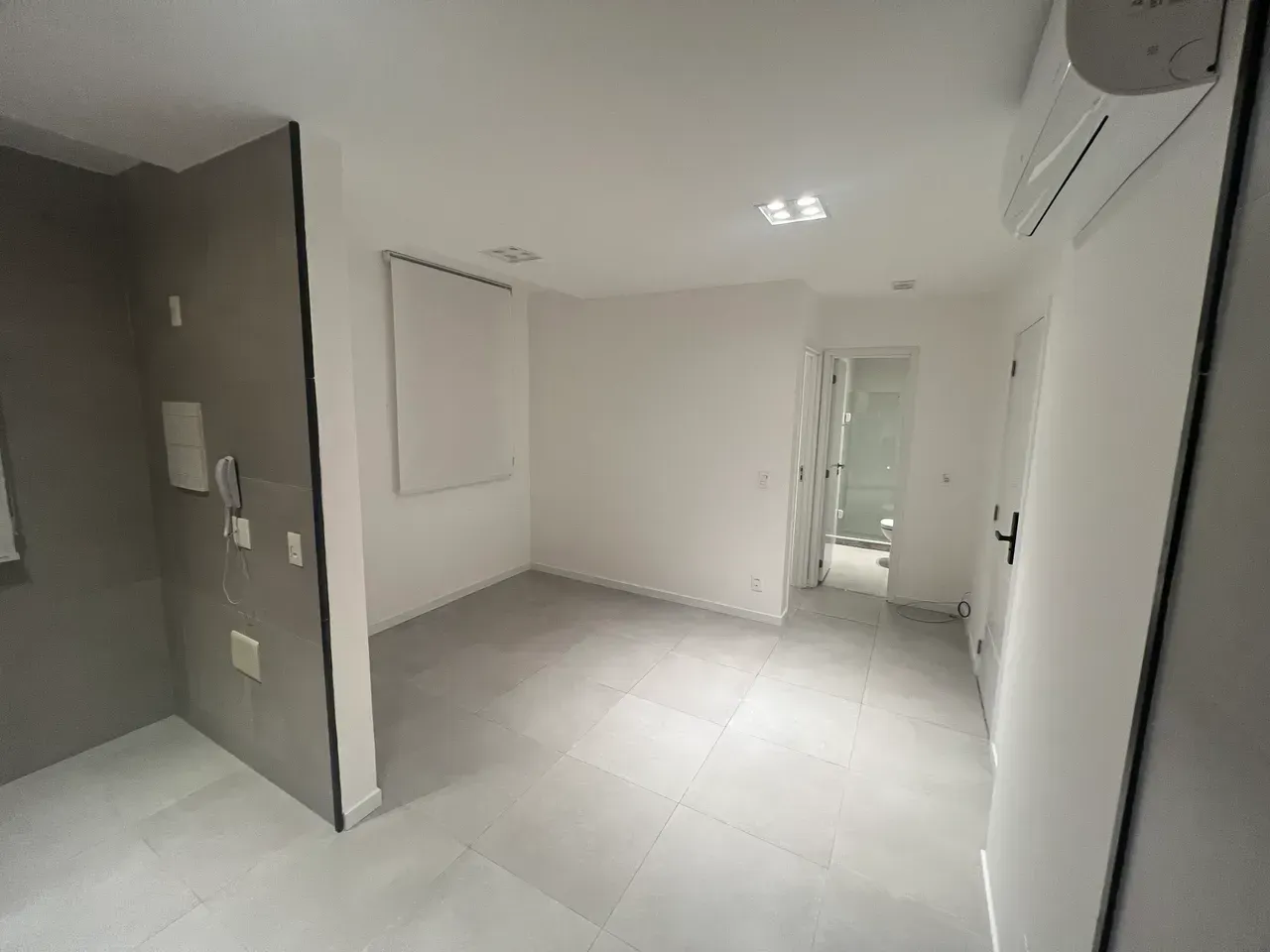 Unfurnished apartment with 1 bedroom and 1 bathroom — photo 5