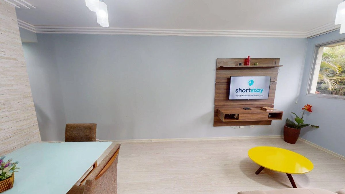 2-bedroom apartment with a washing machine — photo 25