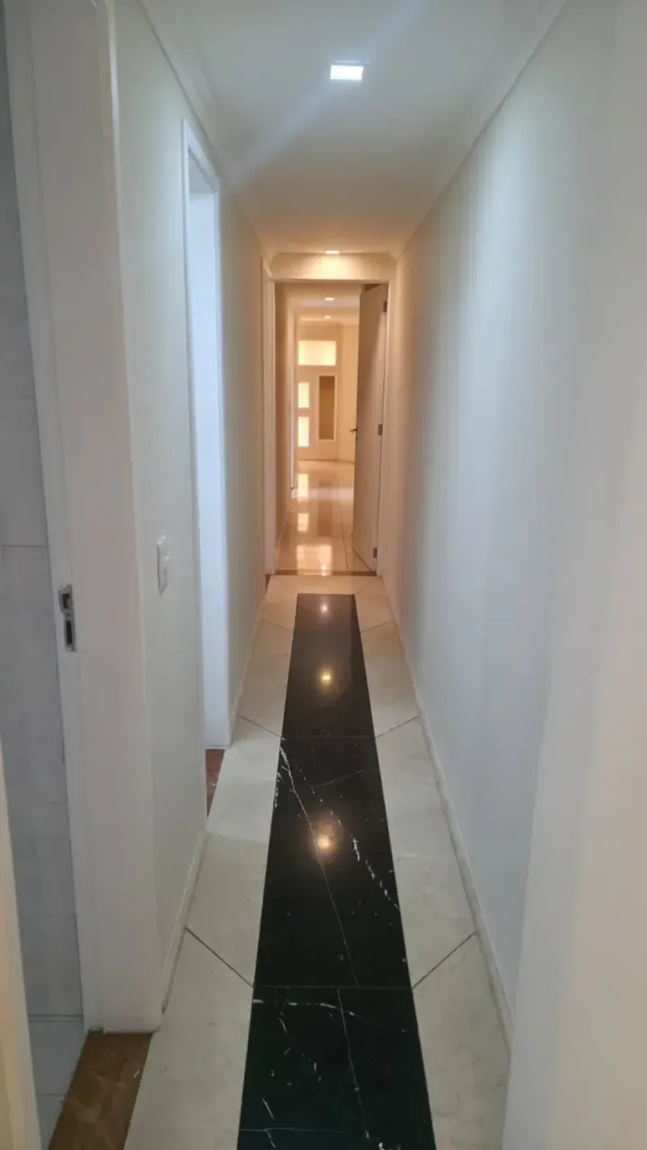 173 m² apartment with a balcony and 3 bedrooms — photo 10