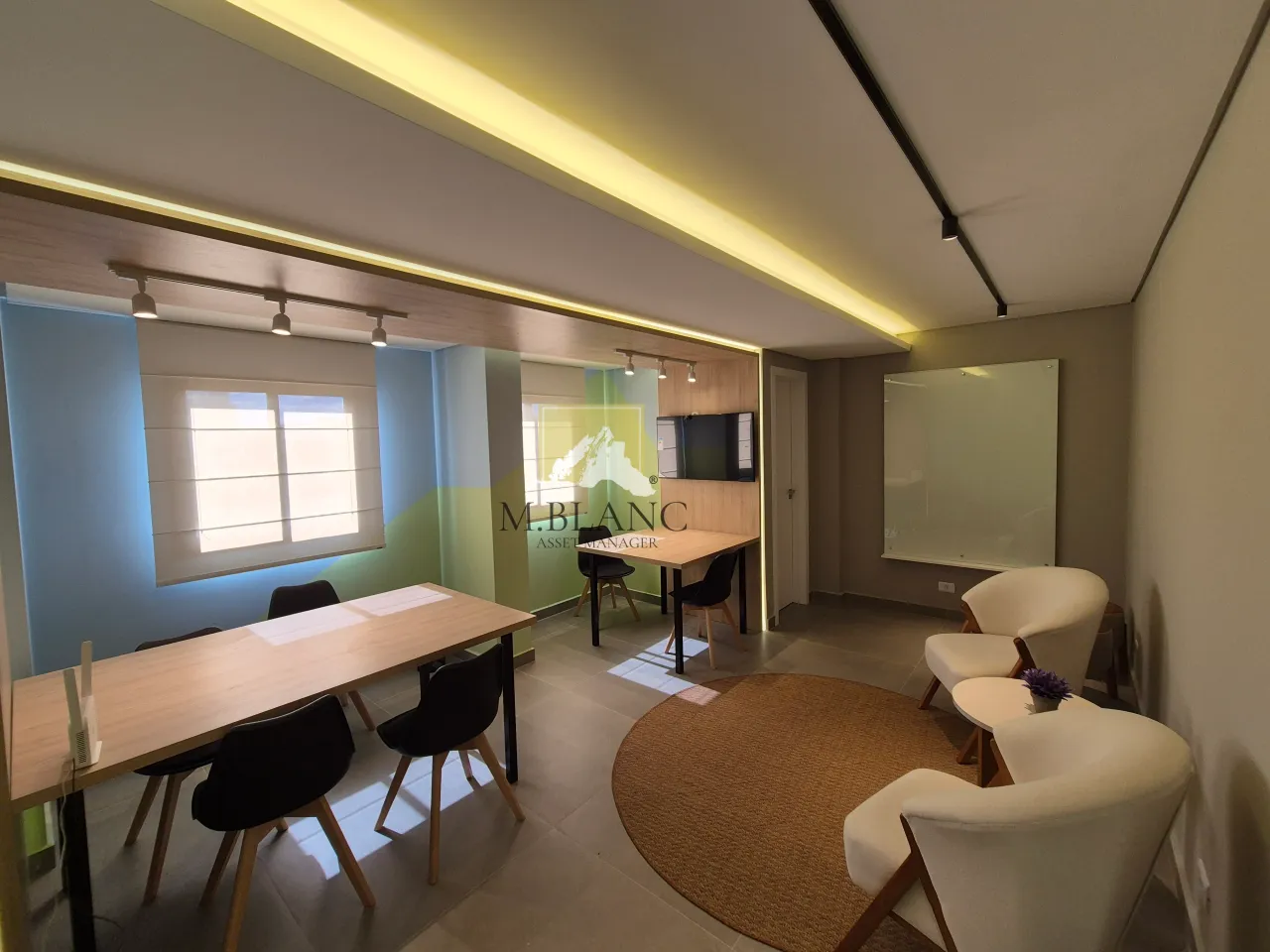 Furnished studio apartment with 1 bedroom and 1 bathroom