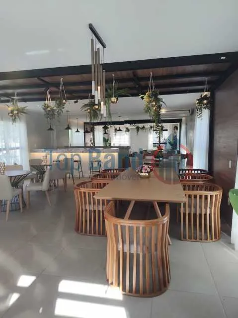 Furnished apartment with 2 bedrooms and a balcony — photo 26