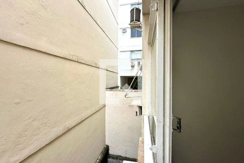 Деревянный пол или ламинат и 3 спальни: квартира 114 м² — photo 40