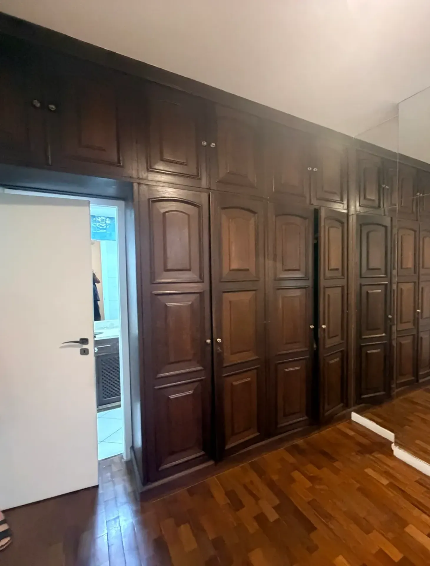 Apartment, 100 m², with wood or laminate floors — photo 6