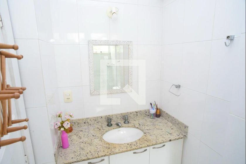 Unfurnished 6-bedroom apartment with 340 m² — photo 44