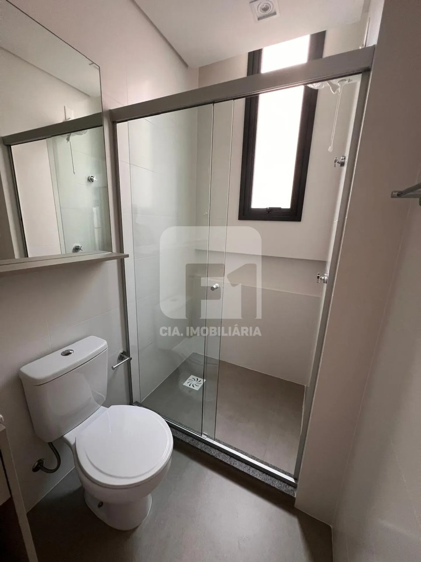 Furnished 46 m² studio with 1 parking space — photo 21