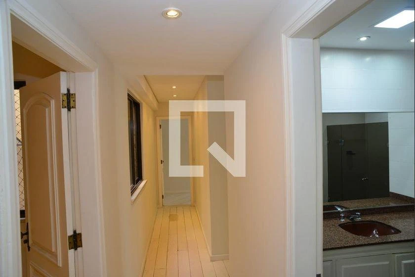 Apartamento para aluguel com 3 quartos e varanda de vidro — photo 47