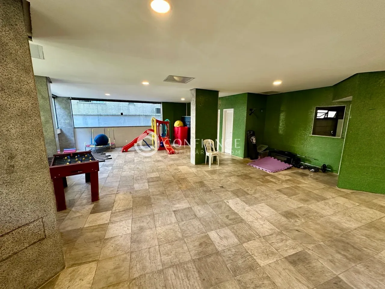 Apartamento de 230 m² com 2 quartos e armários embutidos — photo 63