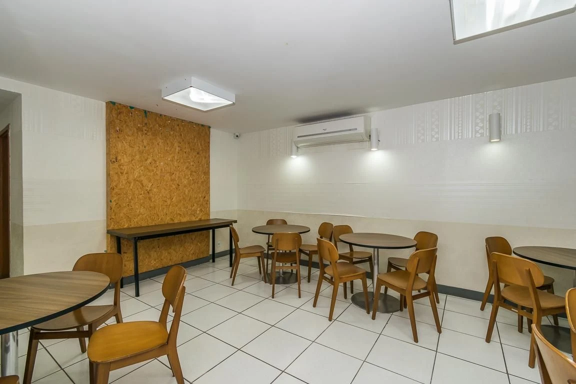 2-bedroom apartment in a building with a sauna — photo 34
