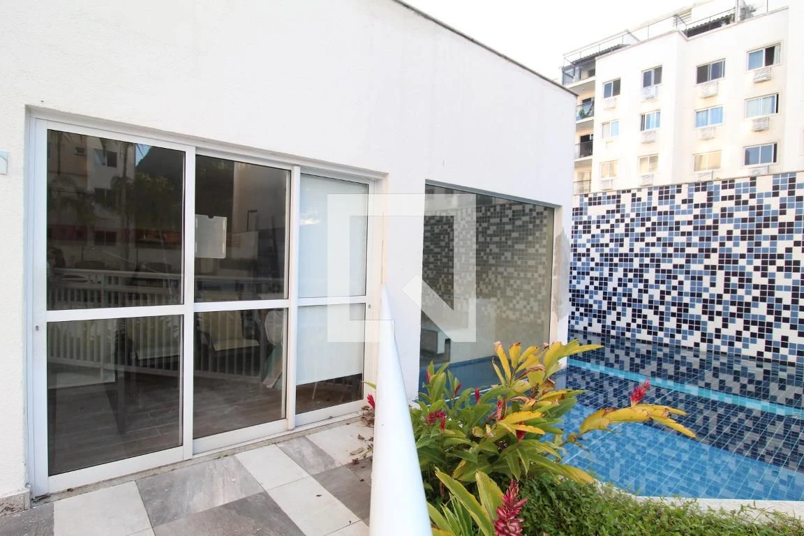Собственный бассейн и 2 спальни: квартира 64 м² — photo 41