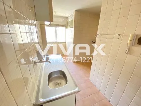 Apartment, 64 m², with wood or laminate floors — photo 11