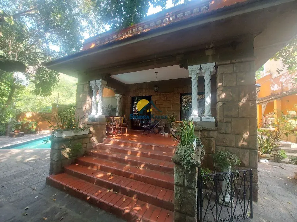 Furnished 700 m² house with 4 bedrooms and 2 en-suites — photo 46