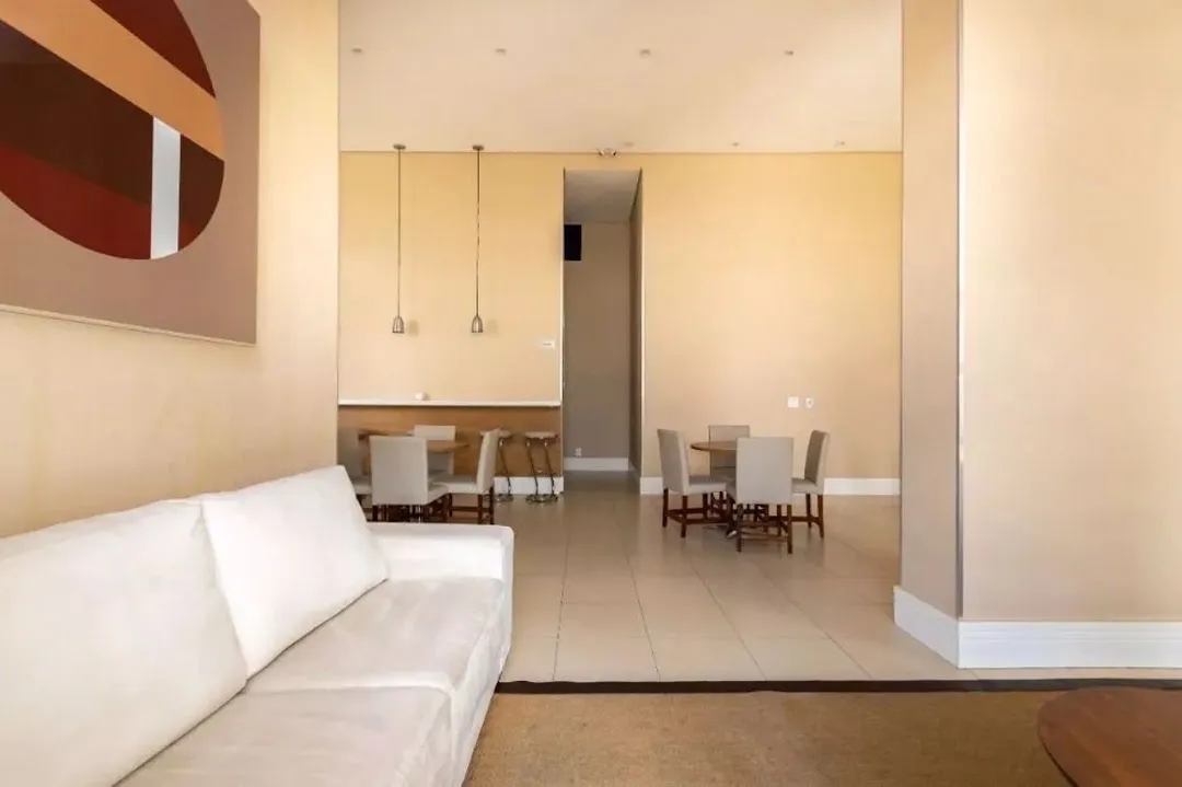 Apartamento de 2 dormitorios con balcón cerrado en vidrio — photo 58