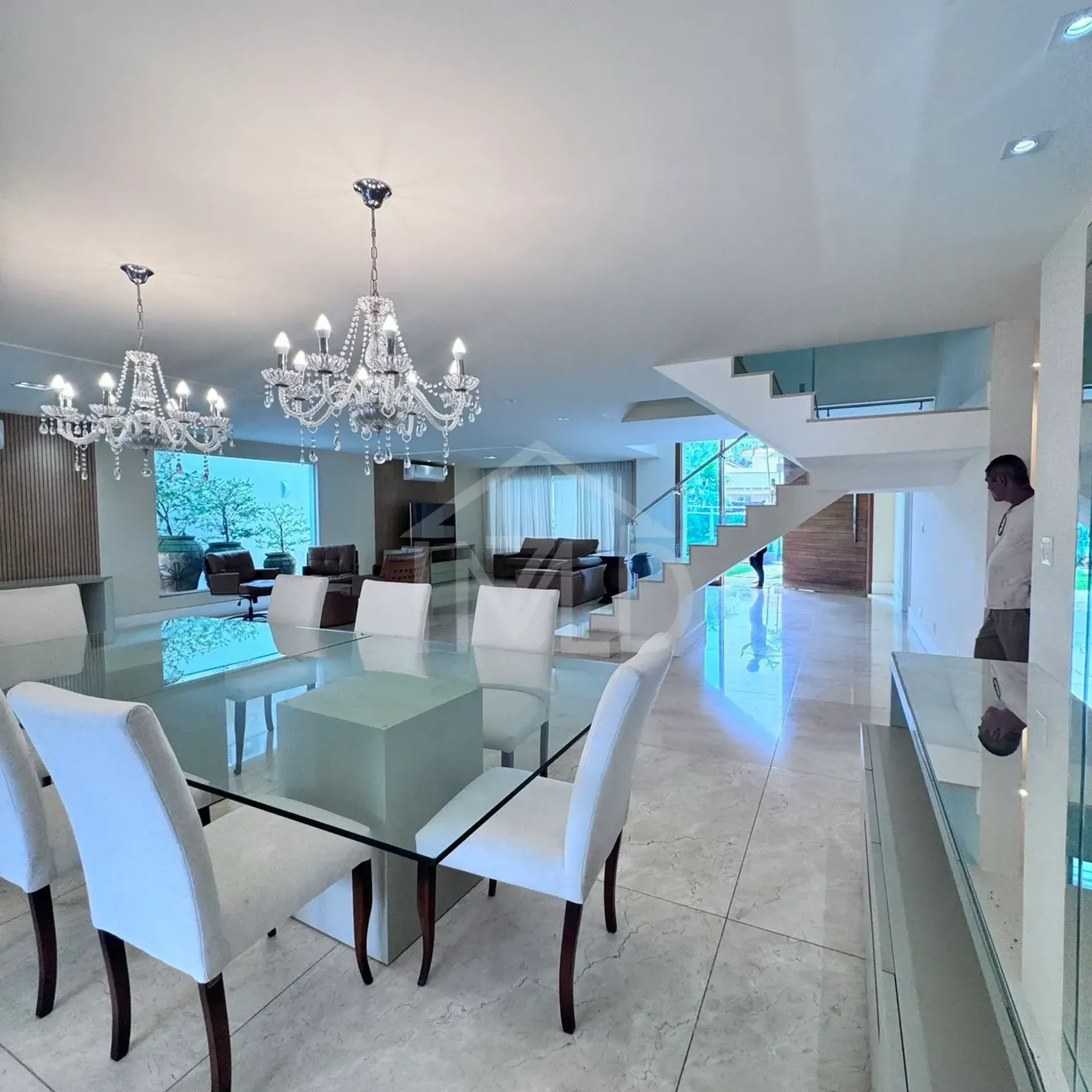 Casa amueblada con 5 dormitorios y 5 baños, balcón acristalado — photo 25
