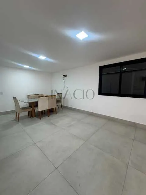 Casa en condominio con 4 dormitorios y 5 baños — photo 16