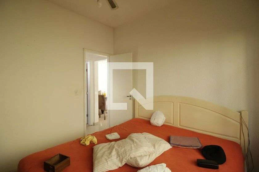 Casa de 381 m² com 7 quartos, 4 banheiros e jardim — photo 14