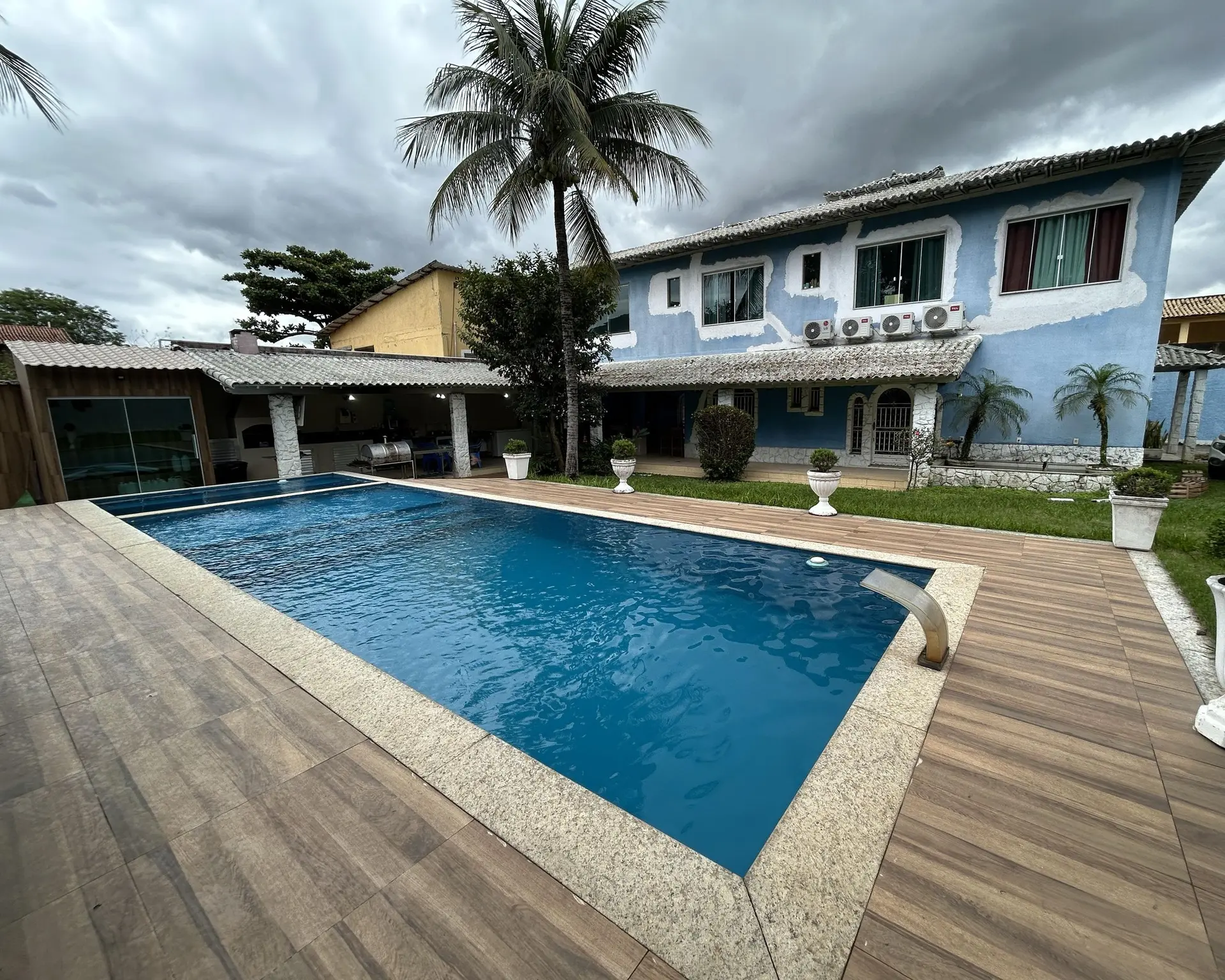4-bedroom house with a garden in Rio de Janeiro — photo 50
